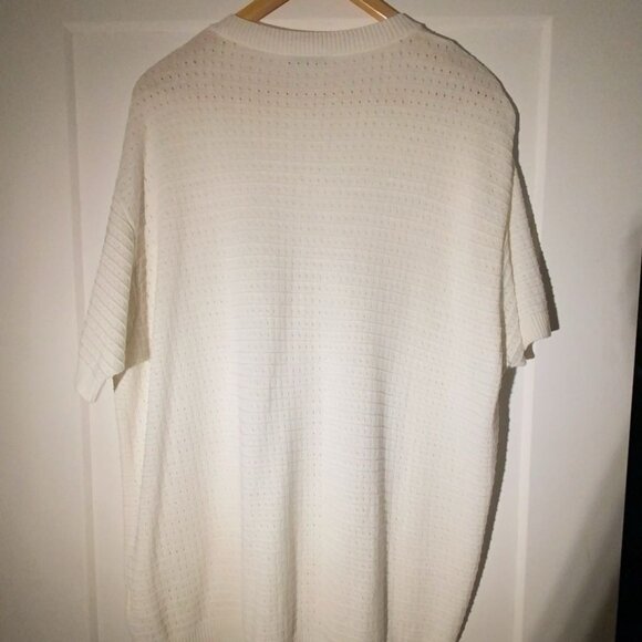 Zara Tee - Picture 1 of 2
